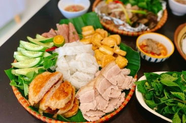 Mẹt Quán 2 Anh Em - Thiên Đường Bún Đậu Mắm Tôm Tại TPHCM